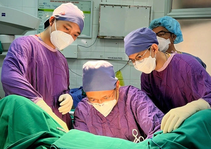 Nam thanh niên 22 tuổi bị sùi mào gà vì thói quen xấu