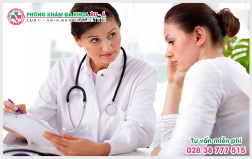 Bên cạnh điều trị bằng tây y thì có thể chữa bệnh bằng đông y, các loại thảo dược thiên nhiên này có tác dụng giảm ngứa bệnh chàm.