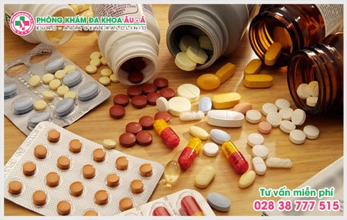 khi có các triệu chứng bệnh bệnh chàm người bệnh nên nhờ sự giúp đỡ của các bác sĩ da liễu để tránh những hậu quả nghiêm trọng về sau